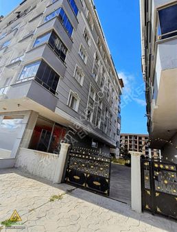 Çerkezköy Tepe Yolunda Ebeveyn Banyolu 140 M² Geniş 3+1
