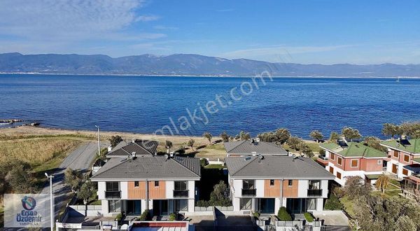 Ersan Özdemir İnşaat'tan Denize Sıfır Tek Başına 3+1 Müstakil Ev