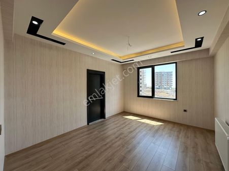 Acil Emlak’tan Doğukent’te 2+1 Lüx D