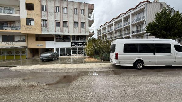 Belek Kavşağında İki Katlı Büro Ofis Tarzı Dükkan
