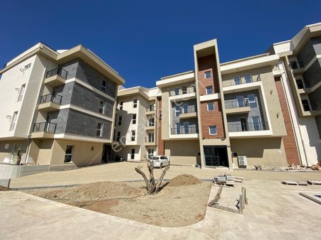 Nezih Bir Sitede 3+1 Satılık Daire