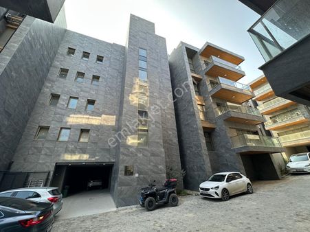 Kuşadası Ege Mahallesinde 3+1 Loft Daire