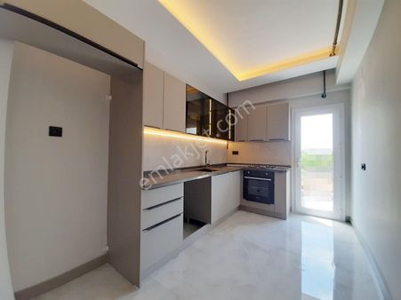 Aydınlar'da Yatay Mimariye Sahip Sosyal Aktiviteli Site İçi Kapalı Mutfaklı Lüks Alternatifsiz !!