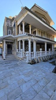 Egede Huzur Ve Konfor Kuşadasında Deniz Manzaralı Villamız