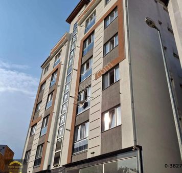 Üniversiteye Yakın Konumda 1+1 Satılık Apart