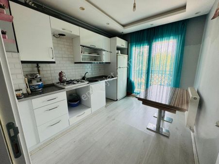 🏡 Muradiye Mahallesi 🏡 ✅2+1 120 M2 4 Katlınım 1 Katı ❇️kombi Petekli