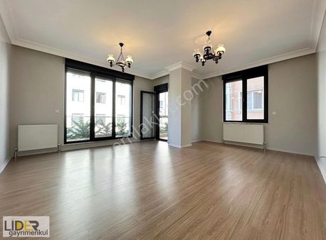 Lider'den Koru'ya Komşu Muazzam Konum 2. Kat Ön Cephe 3+1