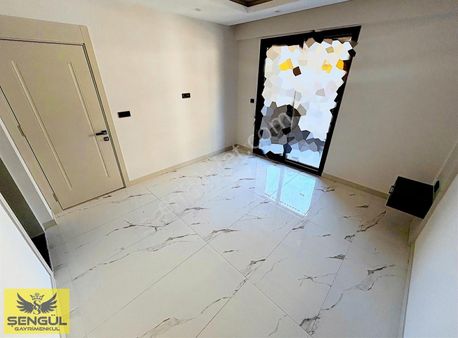 Şengül Gayrimenkul'den Karaman'da Satılık 2+1 Lüx Daire