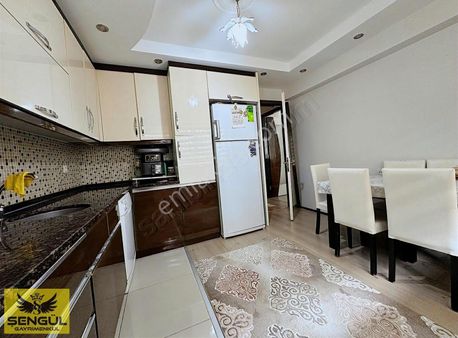 Şengül Gayrimenkul'den Adaletin En Güzel Yerinde Satılık Daire