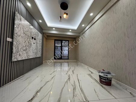İlbade'de Müstakil Tadında Geniş Bahçeli Kiralık 2+1 Dsire