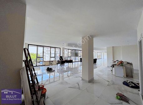 Darıca Tuzla Caddesi Üzeri 250 M2 Müstakil Girişli İş Yeri