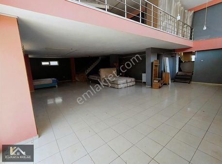 Cadde Üzerinde 500 M² Kiralık Dükkan