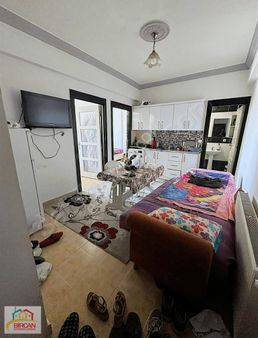 Yeditepede Satlık 2+0 Stüdyo Daire İskanlı İmarlı Eşyalı