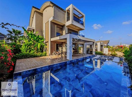 Antalya Kadriyede Jakuzili, Havuzlu Ultra Lüks 4+1 Villa