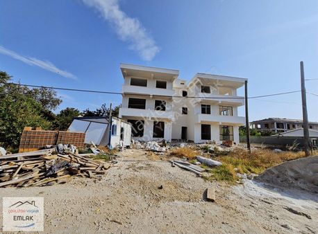 Önerler'de Bahçe Katı Verandalı Satılık 2+1 Daire