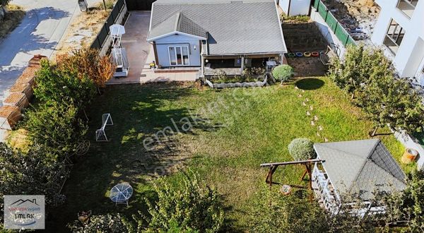 Önerler Mahallesinde Köşe Parsel 700 M2 Satılık Arsa