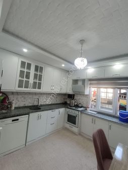 Arya Dan Tarsus Kavaklı Mahallesinde Satılık 3 Katlı Müstakil Ev