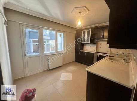 Meral Yapı&gayrimenkulden Merkezi Konumda 3+1 Satılık Daire