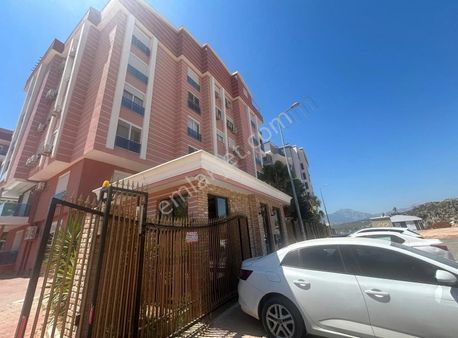 Göçerler Mah.8+1 Havuzlu Asansörlü Dublex Daire