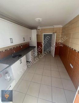 Tramvay Hattı Dibinde Arakat Fırsat Kelepir Daire Kaçmaz