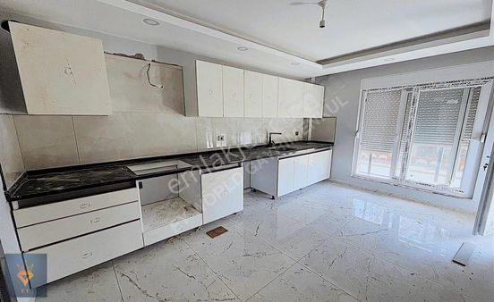 H Karakaşta Ebeveyn Banyolu Havuzlu Sitede Sıfır 3+1 Daire!