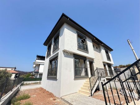 İzmir Seferihisar Doğanbey Payamlı Da Satılık 2+1 Bahçeli Yazlık Villa