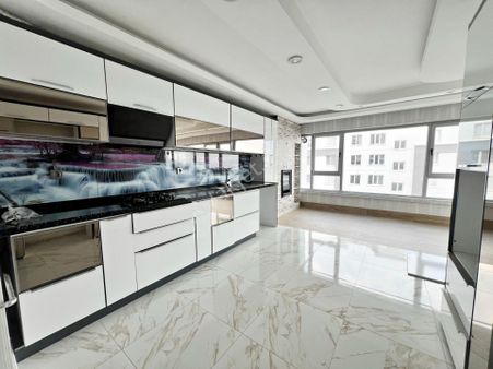 Cihandan Kayalar Saklıkent Park Dibinde Masrafsız Ultra Geniş