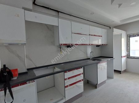 Recep Ümit'ten Şarhöyük Mahallesinde Ferdi İskanlı Yerden Isıtmalı Süper Lux 2+1 Ler