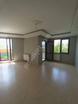 Namık Kemal Mahallesinde Her Odası Güneşle Dolan 2+1 Daire