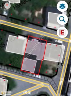 Arnavutköy Vadiparkta 262 M² Çift Dairelik Arsa 2 Gecekondu