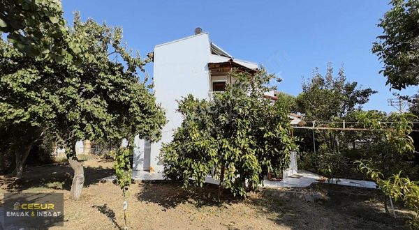 İzmir Dikili Özdoğu Sitesinde Satılık Eşyalı Villa