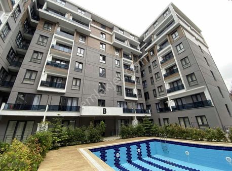 Görüklede Havuzlu Spor Salonlu Sitede 1+1 Satılık Daire