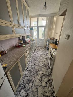 Selanik'ten Çarşı Da Bulvar Üzeri 3+1 Kapalı Mutfak Fırsat Dairesi