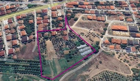 Şükran Gayrimenkul'den Alifuatpaşada Satılık Bahçeli Müstakil Ev