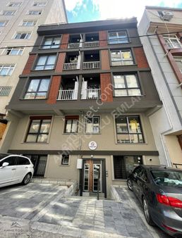 Ahmetoğlundan Zümrütevlerde 2+1 American Mutfak Satılık Daire