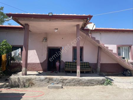 Niğde Kızılcada Ticari Arsa İçinde Müstakil Ev