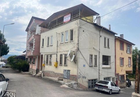 Akn Gayrimenkulden Satılık 3 Katlı Müstakil Bina