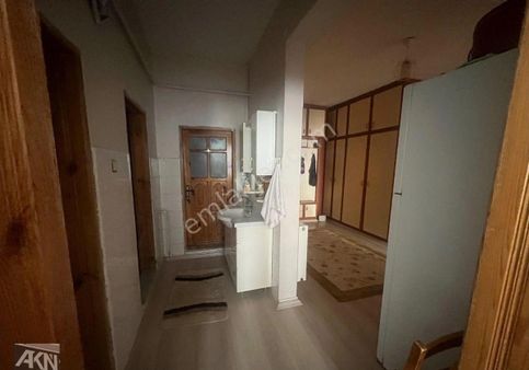 Akn Gayrimenkulden Acil Satılık 2+1 Daire