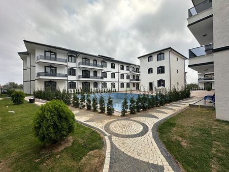 Anahtarınız Hazır! Havuzlu Site, Ayrı Mutfak, Modern 2+1 Daire