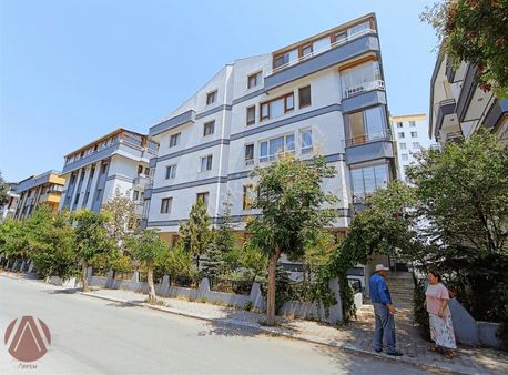 Çankaya ,dikmen , İlkadım Mah. Namdar Sok Kot2 Satılık 3+1