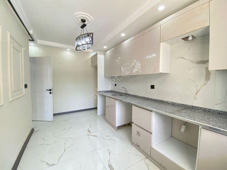 Ea Yazıcıoğlu Gayrimenkul'den Tekirdağ / Çerkezköy Tepe Mevkii Kaçmaz Sıfır 3+1 Daire