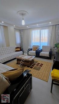 Darıca Sırasöğütlerde Satılık Arakat Daire 2+1 90 Mtr