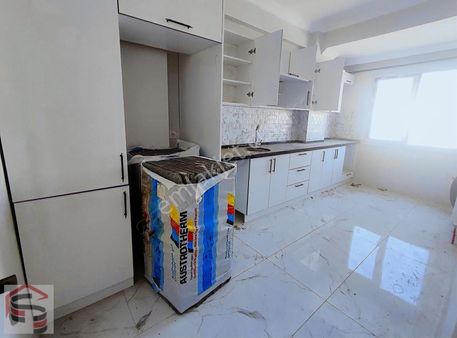 Darıca Sırasöğütlerde Satılık Arakat 2+1 85 Mtr