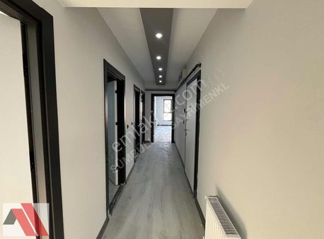 Sümbüller'den Sırma Yakını İçinizi Isıtacak Modern Tasarım 2+1