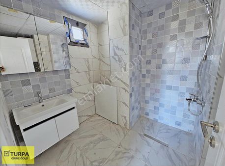 Çiğli'de Yüksek Kaliteli Malzeme-işçilikli Satılık Sıfır Daire