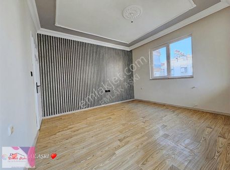 Emlak Aşkı ️ Emek Mahallesi Arakat Acil Satılık