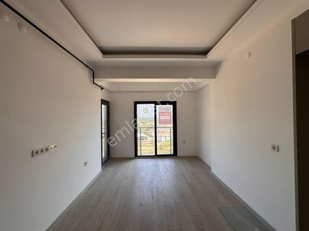 Muğla Yücelen Hast. Yakın Eşyasız 1+1 Kiralık Daire