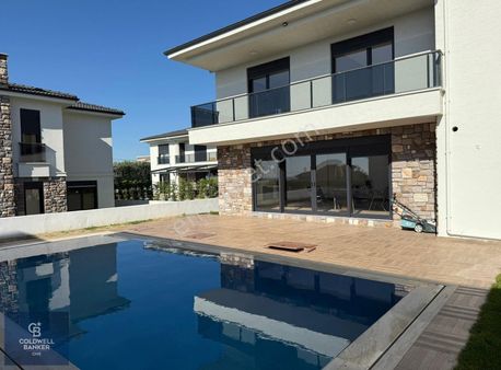 Ortaköy Hılltown Projesinde Satılık Havuzlu Villalar