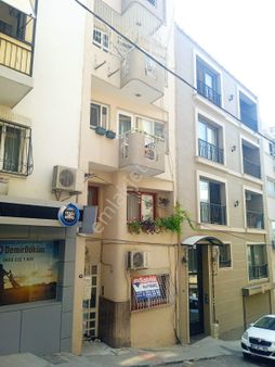 Göztepe Sahil Ve Tramvay Durağı Yakını Doğalgazlı Satılık 3+1 Daire