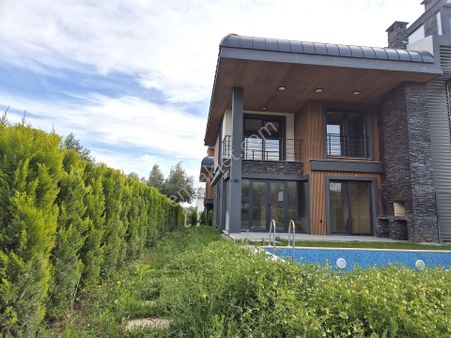 ▓artı Emlak'tan Güre'de Satılık 4+1 Ultra Lüx Havuzlu Villa▓
